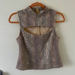 Cut out snake print top